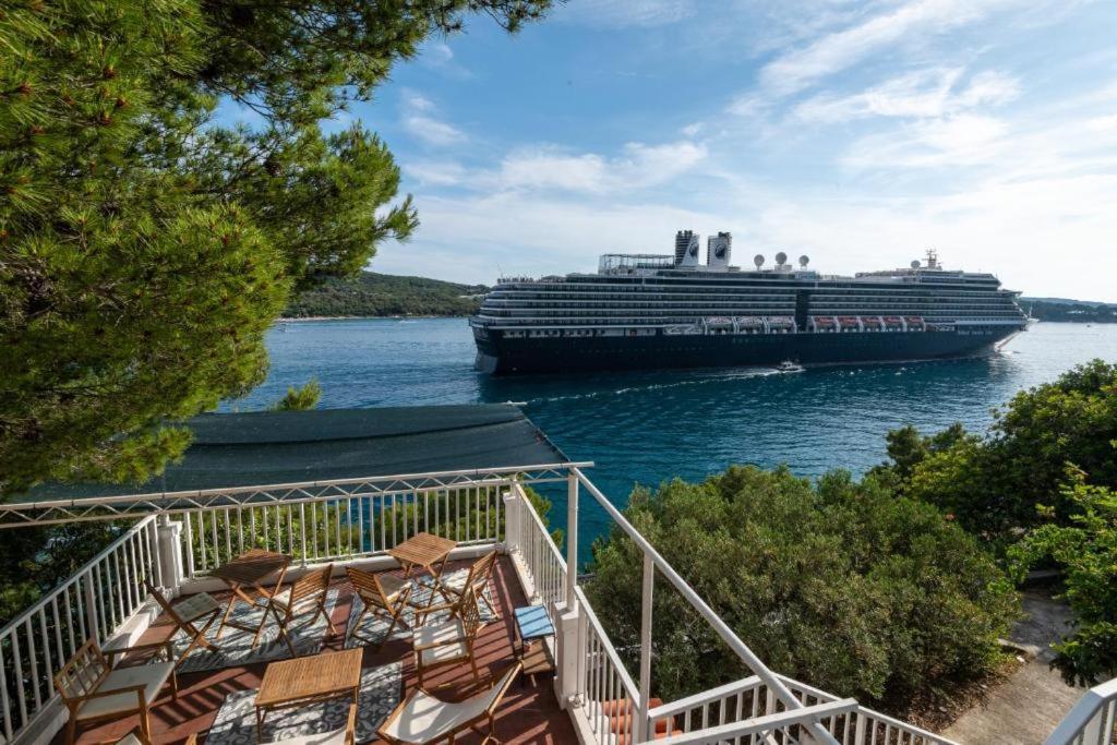 Diamond Sea - With Private Parking And A Big Terrace Over The Sea Holiday home